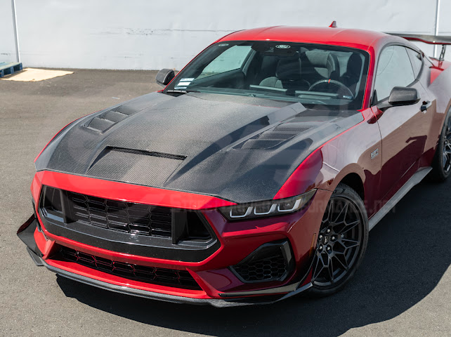 2024-Up Ford Mustang S650 | Terminator Style CARBON FIBER Front Vented Hood